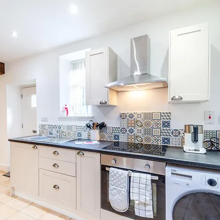 Hébergement de vacances Riding - Uk37449 *