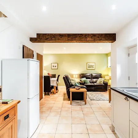 Riding - Uk37449 Casa de Férias *